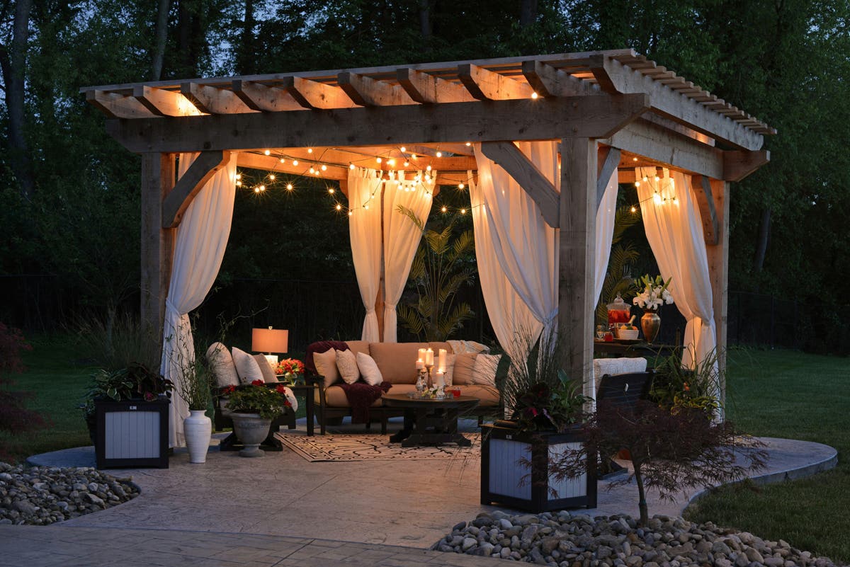 Support Pollinators by Using Less Landscape Lighting
